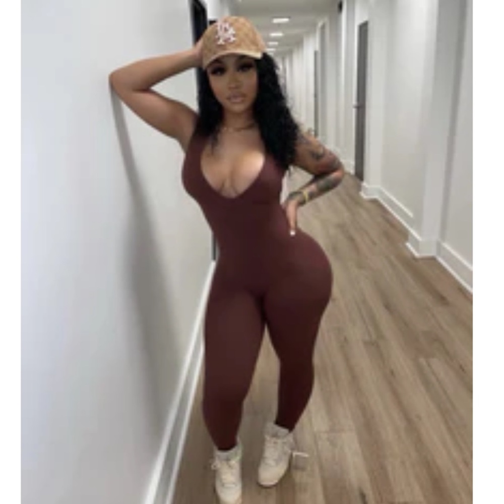 Baddieville Stephany Jumpsuit - Small / Chocolate